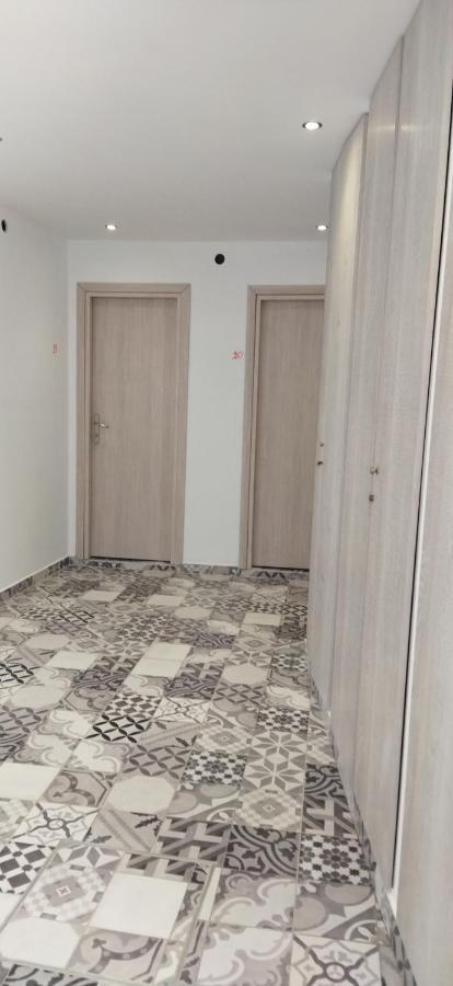 Fira Veronica Rooms Имеровигли Екстериор снимка